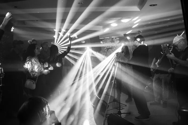 Adobe · A40 Mothership — foto 8