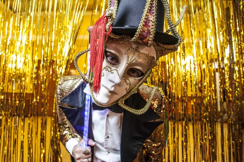 Intel · Cabaret Cirque — foto 1