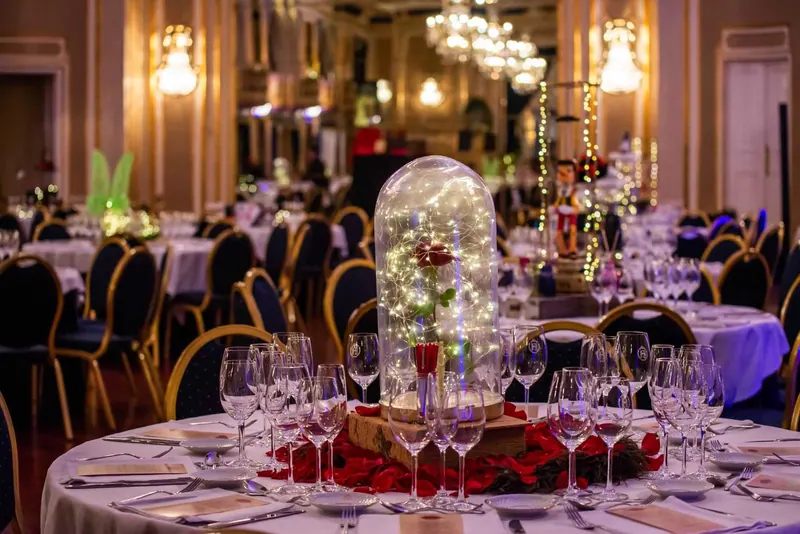 Letgo · The Grand Ball — foto 4