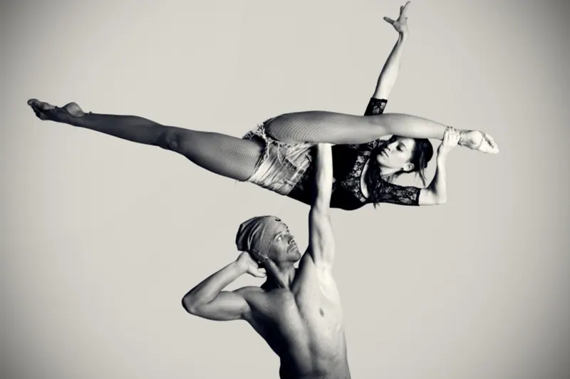 Acroduo — show para eventos