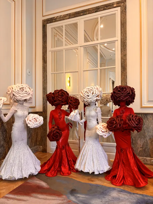 Performers Rosas White & Red — imagen 1