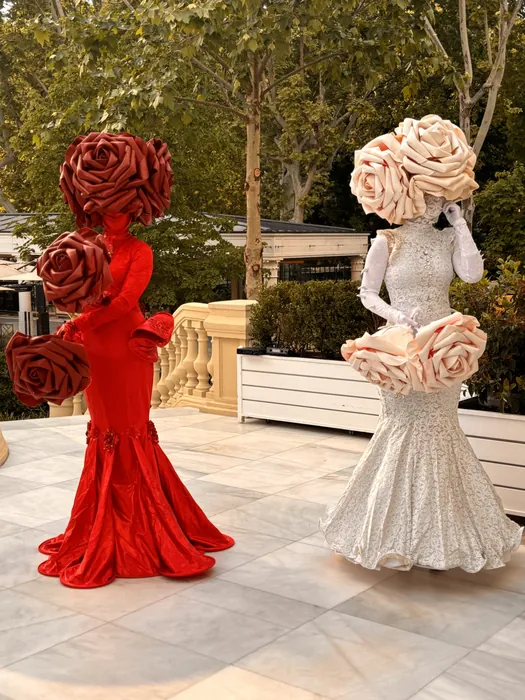 Performers Rosas White & Red — imagen 7