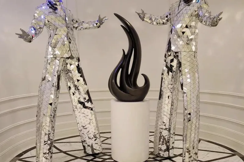 Zancudos Mirror — show para eventos